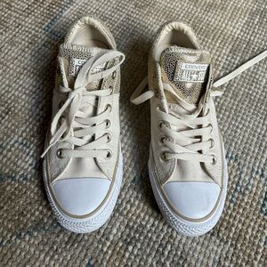 Converse Chuck Taylor Madison Gold size 7 low top